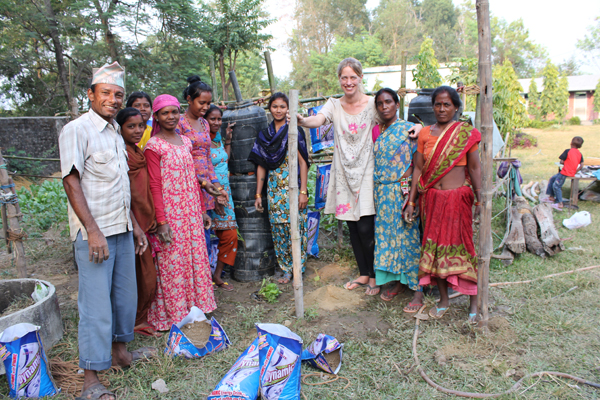 Vi indrømmer! Det var meget hårdt arbejde. Så da vi havde lavet fem tønder, blev vi enige om, at vi ville vente og se, hvordan det gik med dem, før vi går i gang med flere.