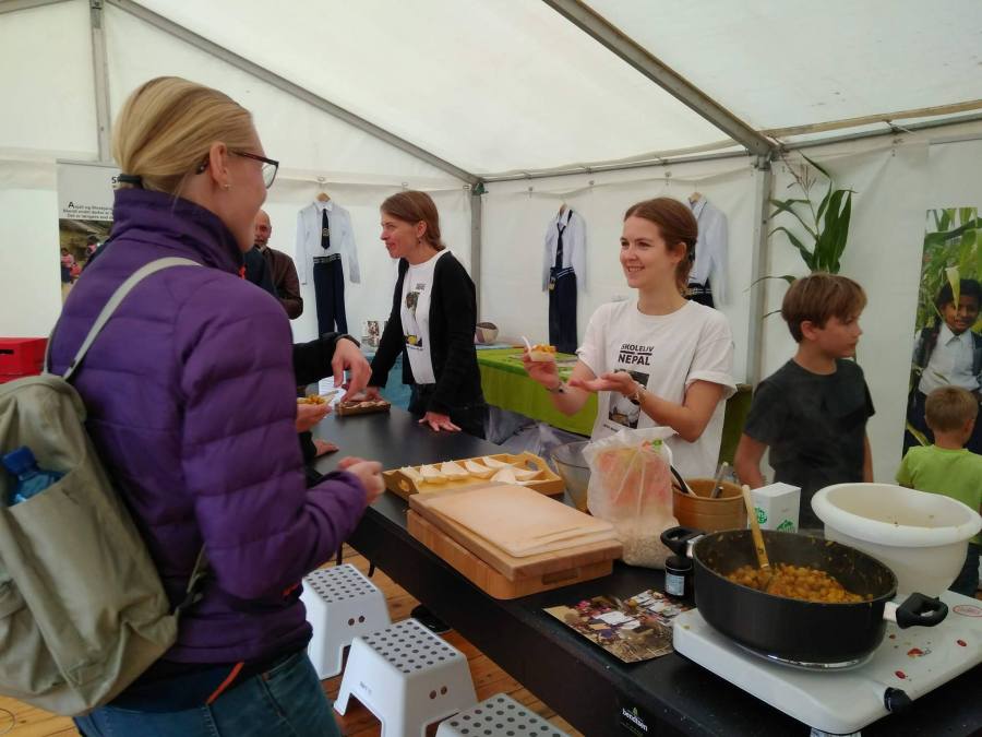 21297358_10156781685834062_176203873_o